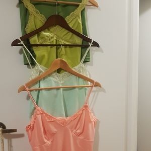 Bundle Beautiful Cami/Tank Tops